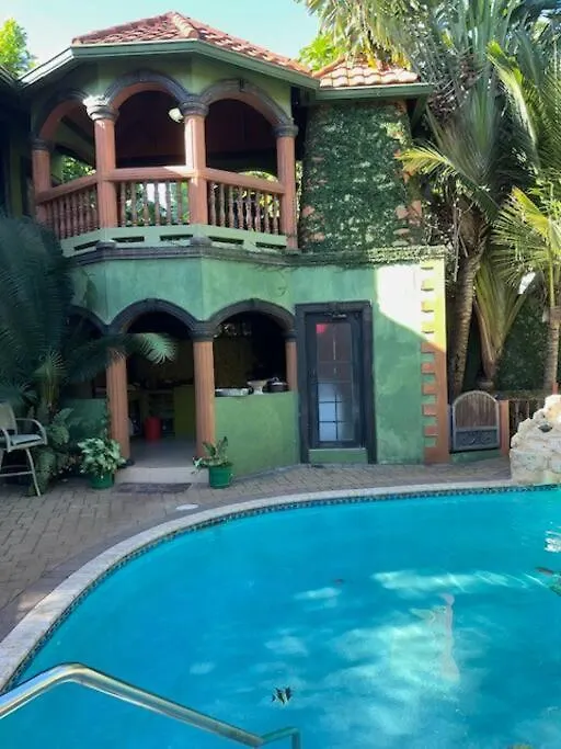 Hidden Oasis In Мандевилл Ямайка